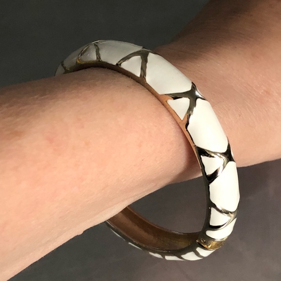 White Enamel Hinge Bangle - Picture 2 of 5
